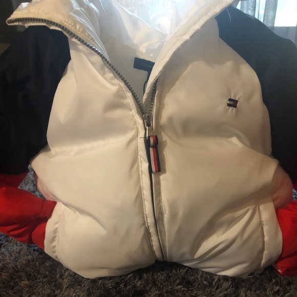 CHILD TOMMY PUFFER JACKET - Picture 2 of 4